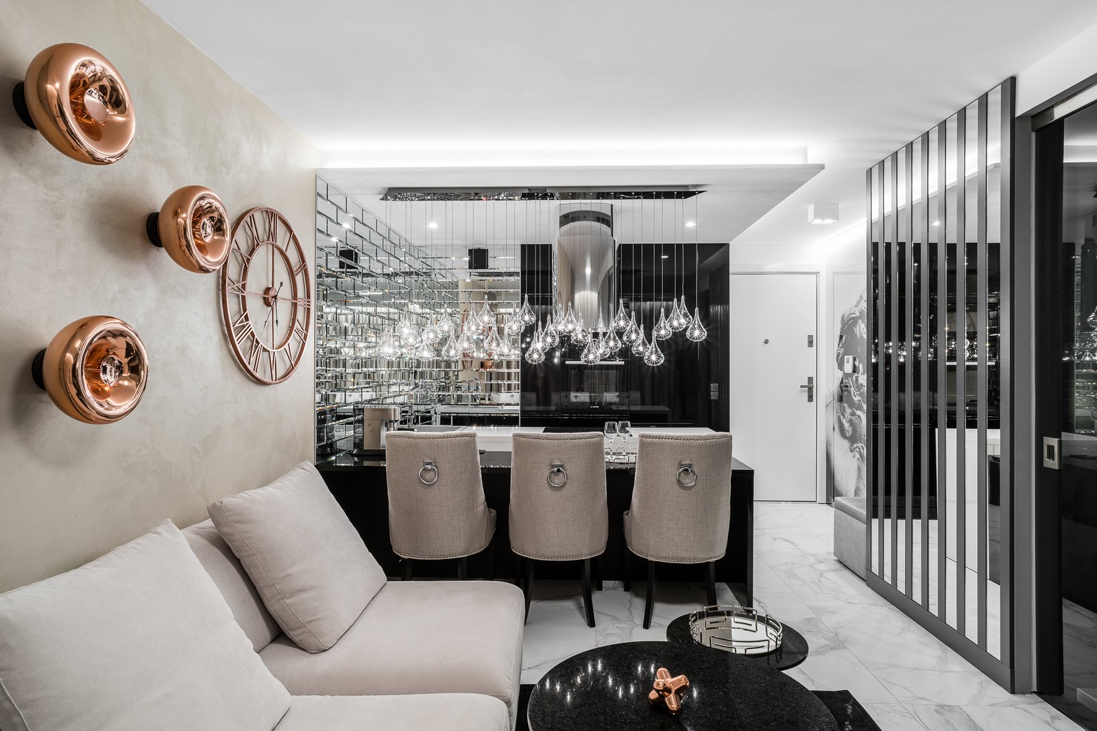 Mirror suite in Gdańsk